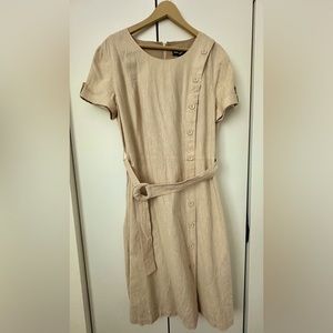 NWT Beautiful casual Linen dress Karl Lagerfeld.Midi